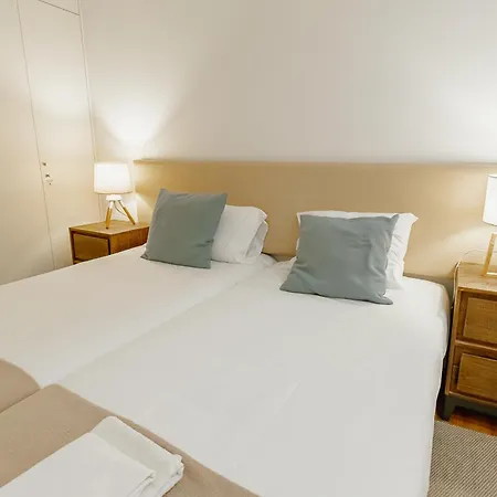 Ribeira Essence By Hosty *