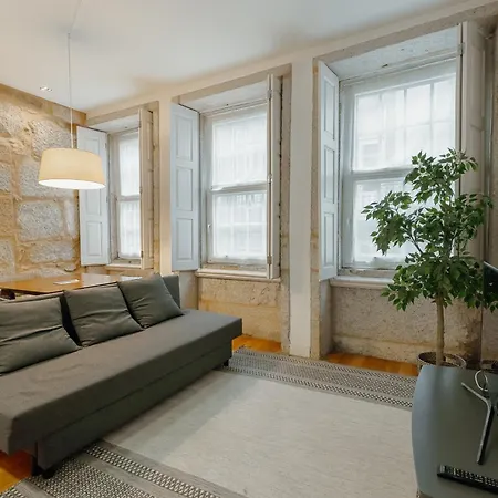 Ribeira Essence By Hosty