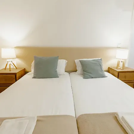 Ribeira Essence By Hosty *