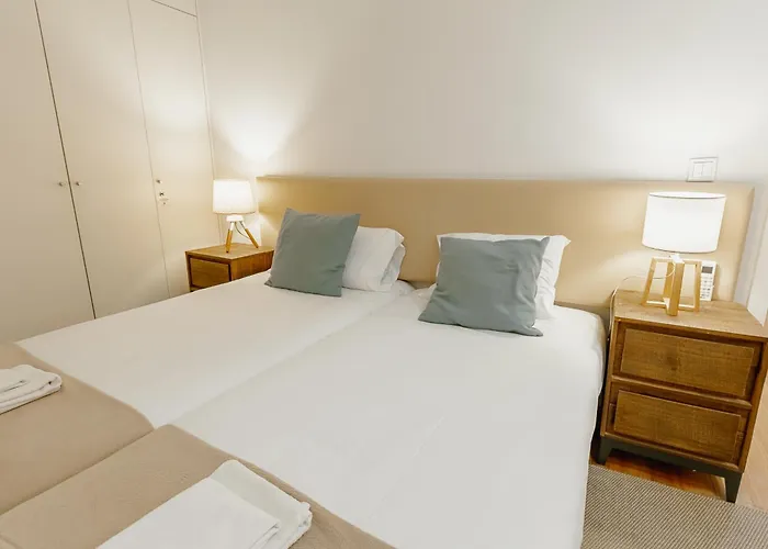 Ribeira Essence By Hosty *