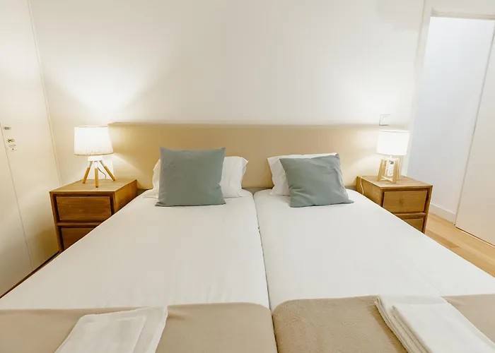 Ribeira Essence By Hosty *