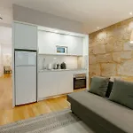 Ribeira Essence By Hosty *